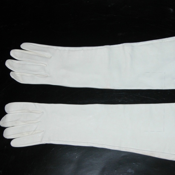 Buttery Soft Leather Vintage Gloves Off White Sz 7 - Picture 1 of 7